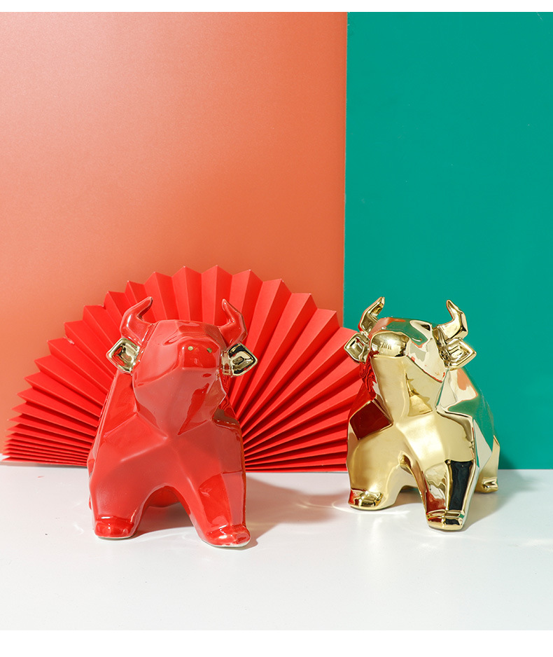 2021新年牛气冲天创意几何陶瓷红色牛摆件喜庆招财吉祥物装饰送礼