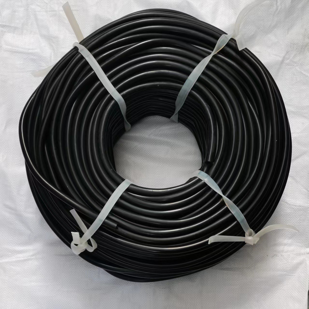 黑色硅胶管5*8 8*12  10*14耐高温硅胶绝缘软管 耐油防腐硅胶水管