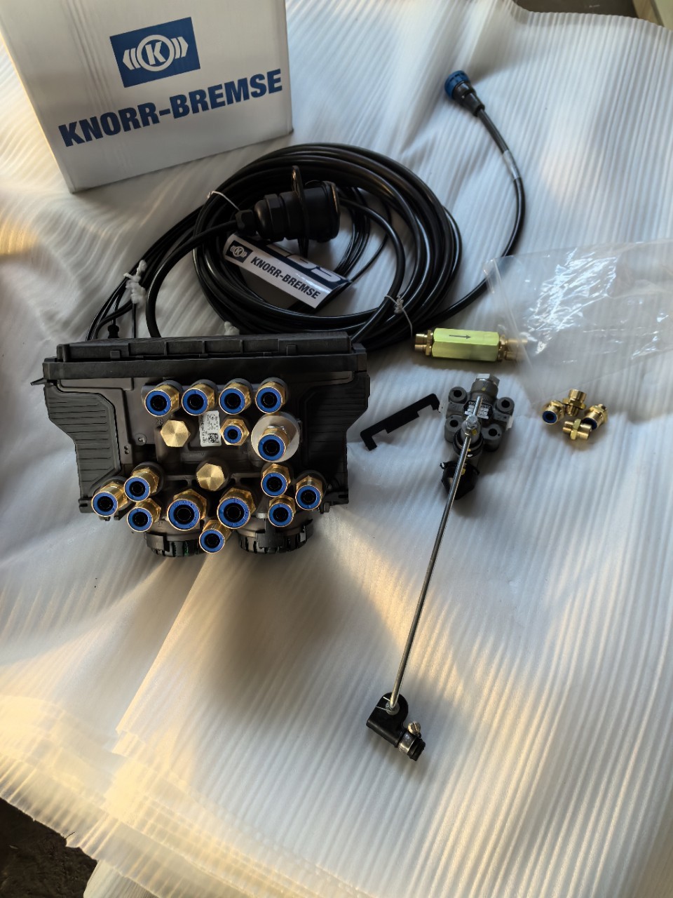 克诺尔abs ebs挂车拖车防抱死制动刹车-阿里巴巴