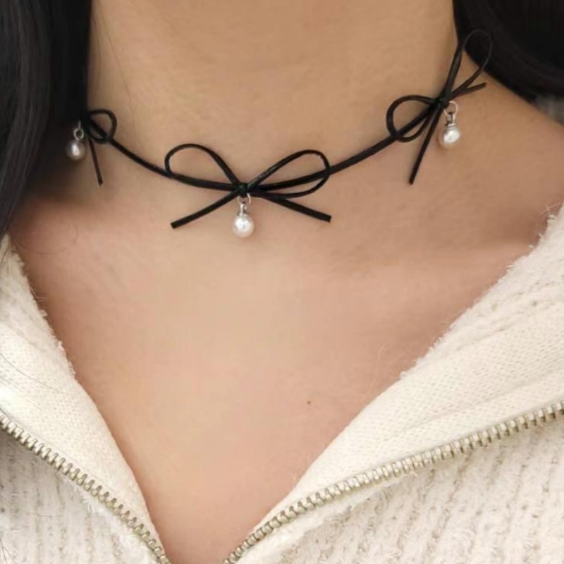 东大门小众ins风珍珠蝴蝶结皮绳项链黑色绳结蝴蝶结锁骨链女颈链
