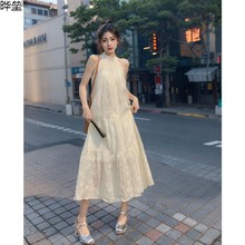 小个子法式复古蕾丝挂脖连衣裙夏季新款性感无袖露肩大摆长裙子晔