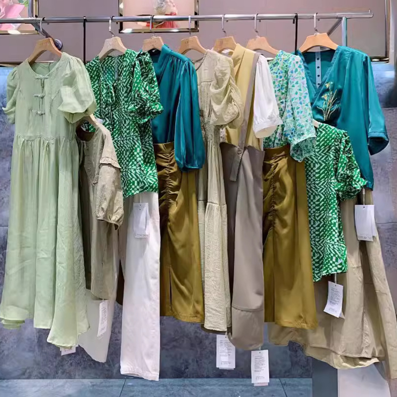 迪笛欧品牌折扣女装专柜正品撤柜品牌的衣服实体店直播供应链服装