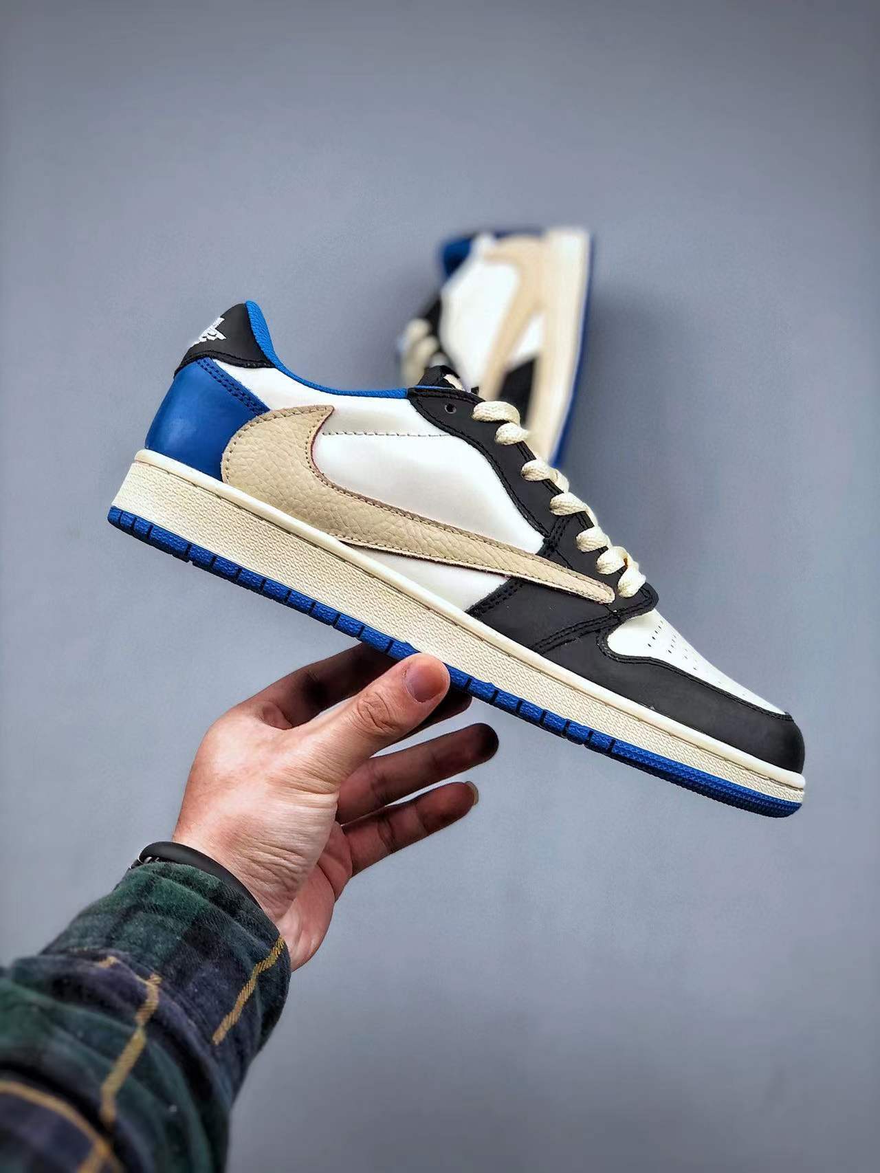 ts藤原浩三方联名aj1小闪电倒钩低帮闪电扣碎篮板扣碎黑橙小禁穿