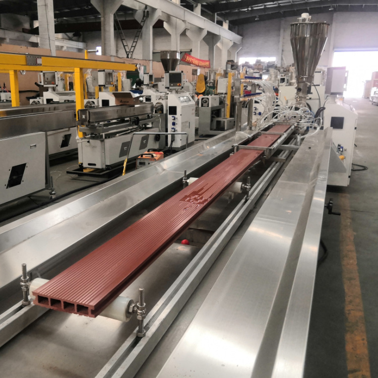 木塑复合地板生产线 木塑型材挤出设备-阿里巴巴