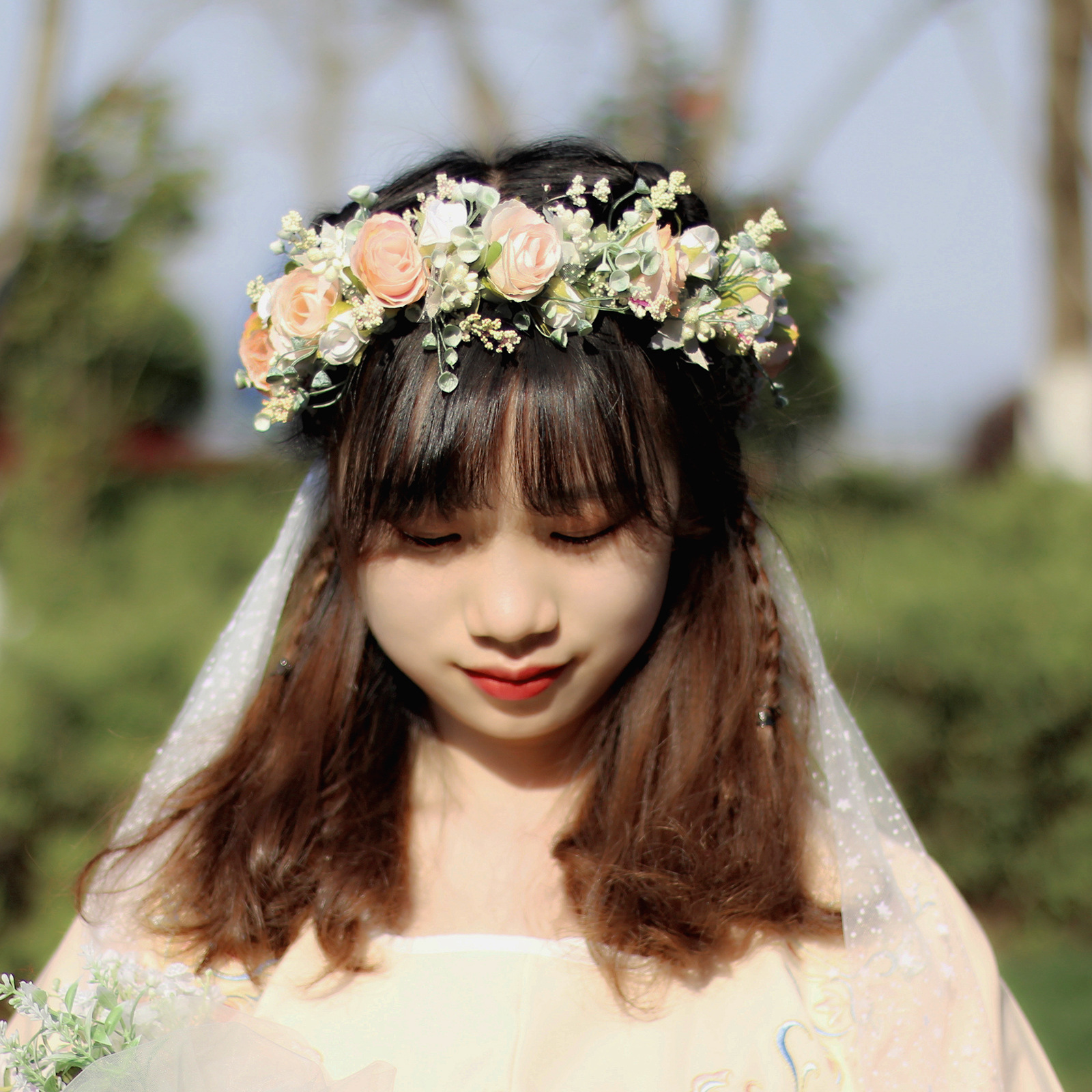 韩版清新花环玫瑰花苞披纱花冠超仙景区写真生日手工花新娘头饰