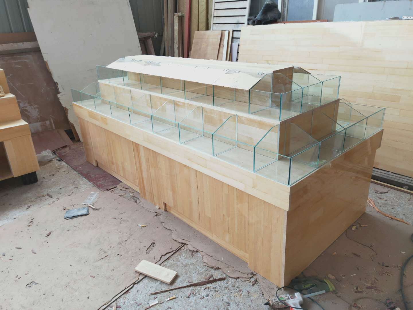 超市新款干果柜糖果柜五谷杂粮移动玻璃散装食品货架中岛零食柜