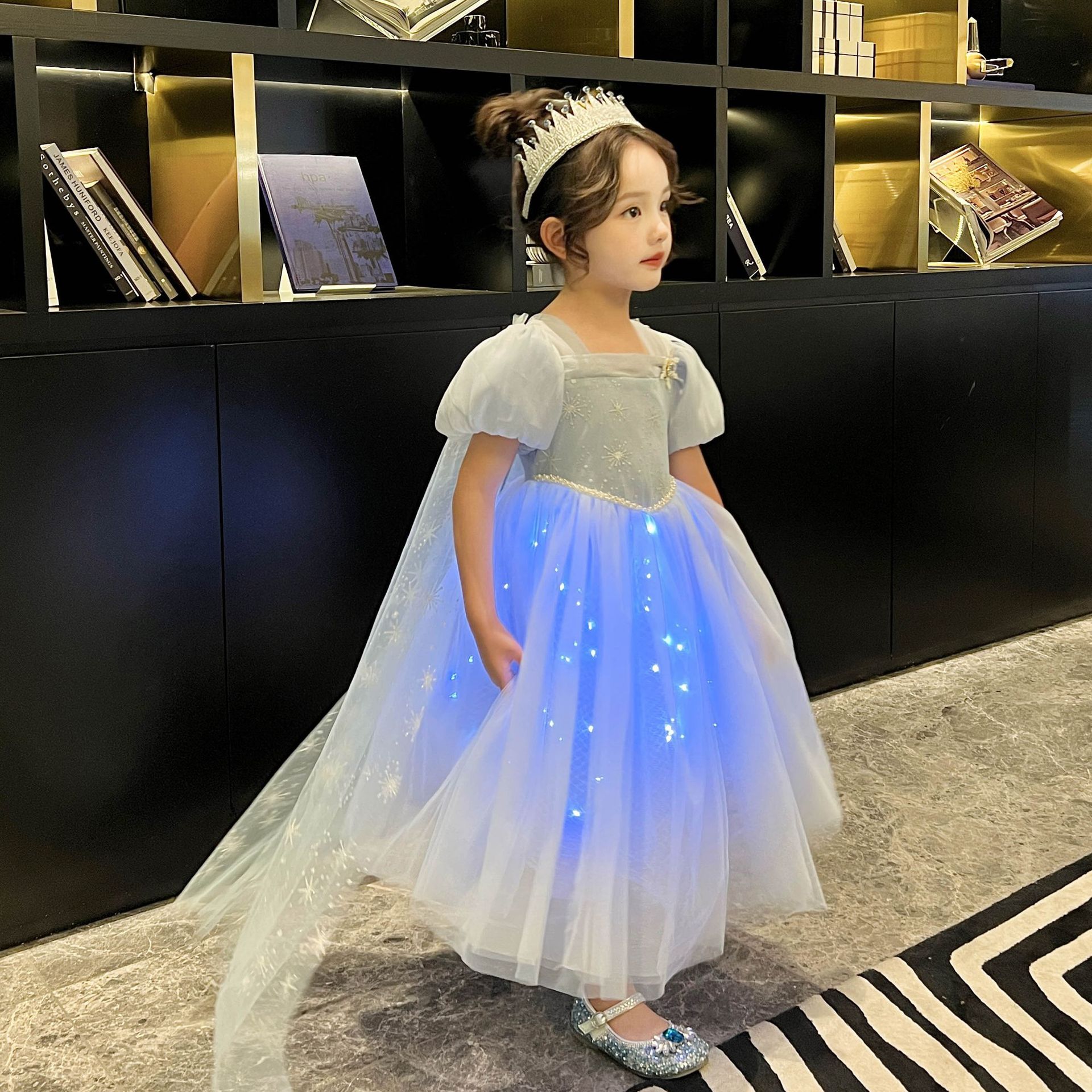 girls summer 2023 new frozen luminous princess dress children elsa short sleeve 61 dress children‘s dress