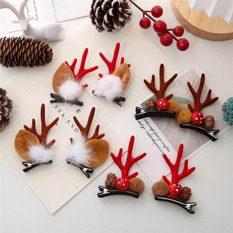 New Christmas Hair Clips Hair Accessories Spot Antlers Ear Bell Side Clip Online Influencer Cute Children's Hairpin Headdress Wholesale