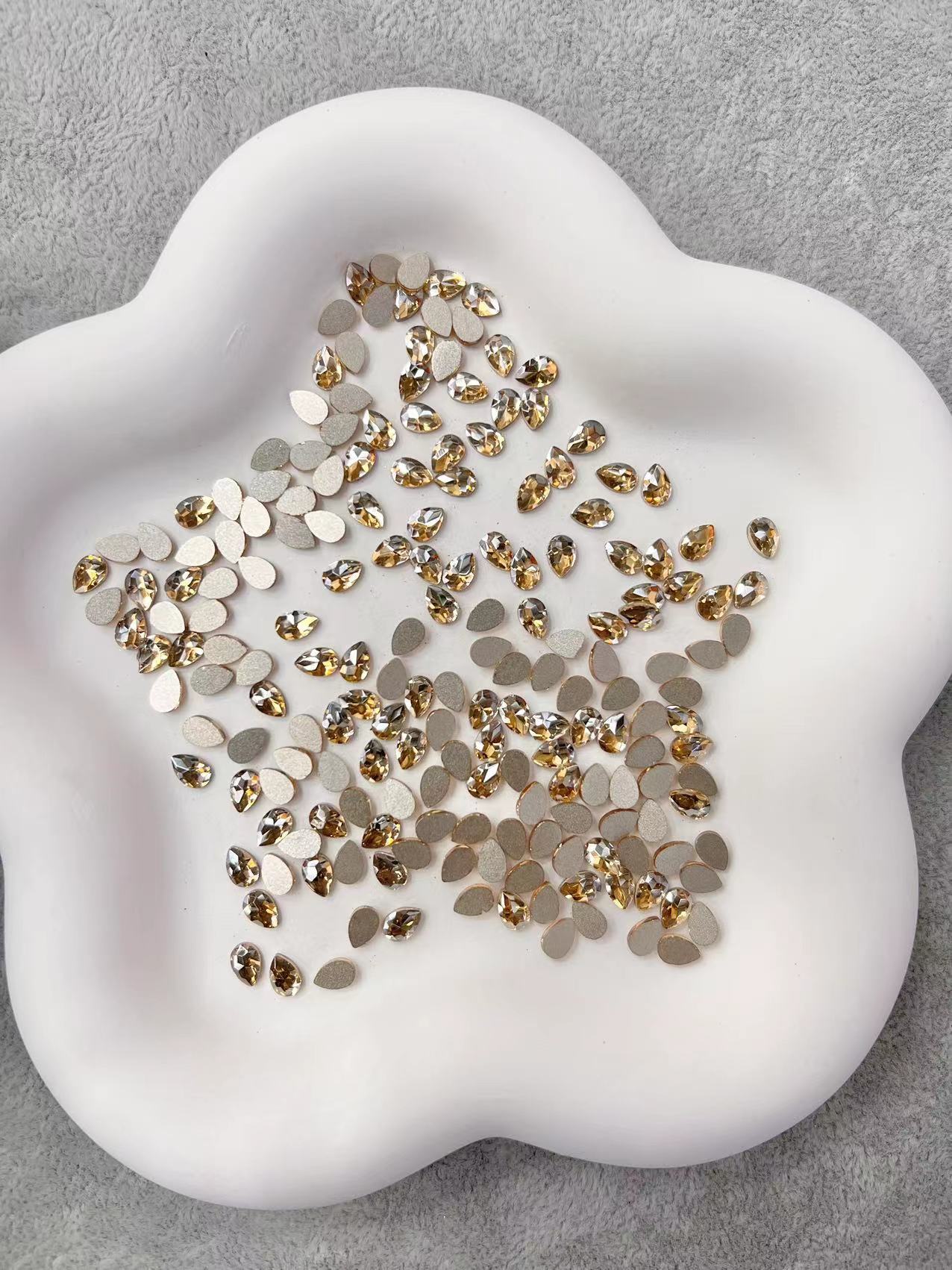 Flat Multi-Shape Mixed Golden Phantom Fancy Shape Diamonds Champagne Factory Wholesale