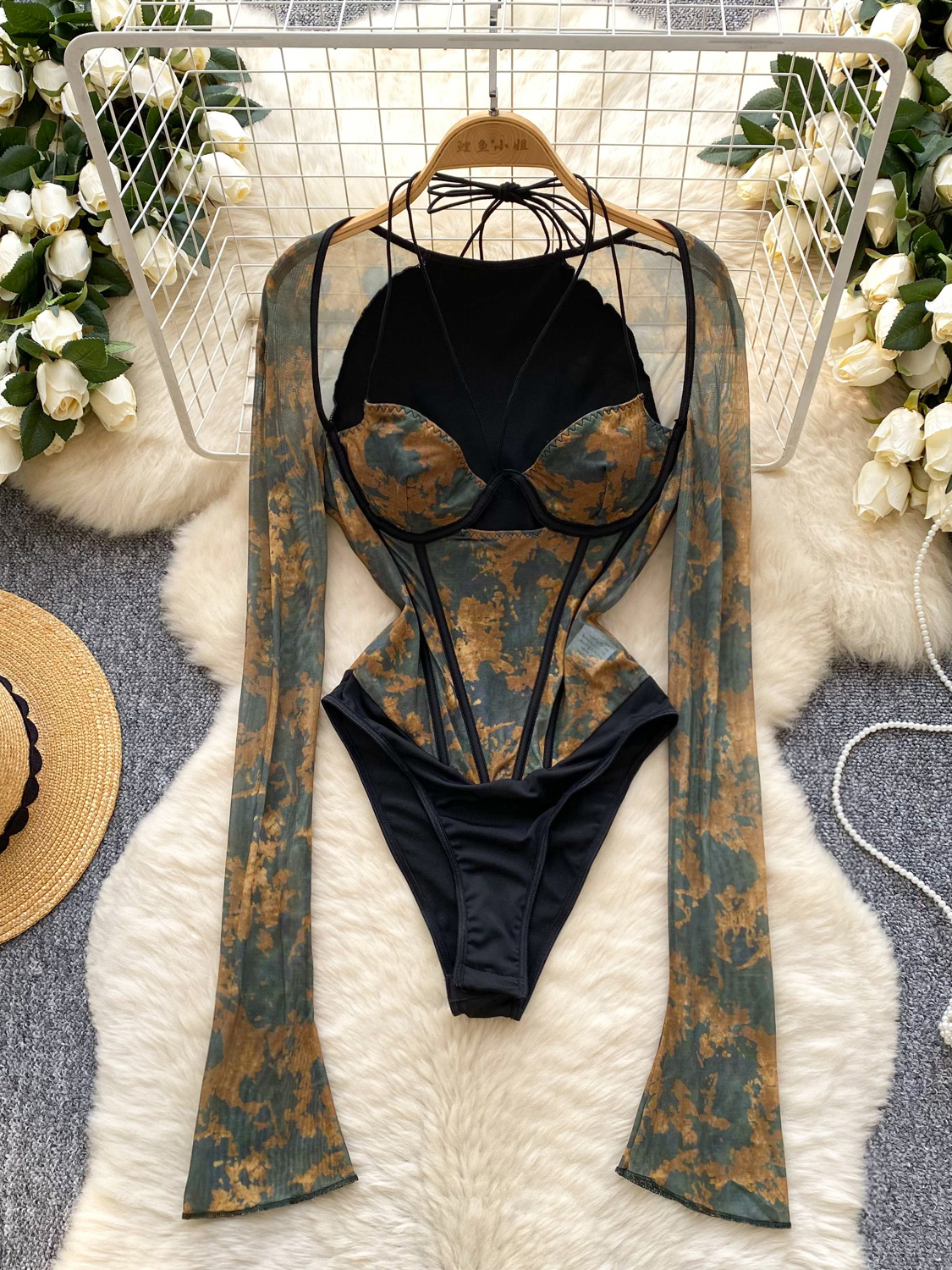 欧美ins外贸女装性感低胸挂脖网纱印花长袖修身连体衣女塑身上衣