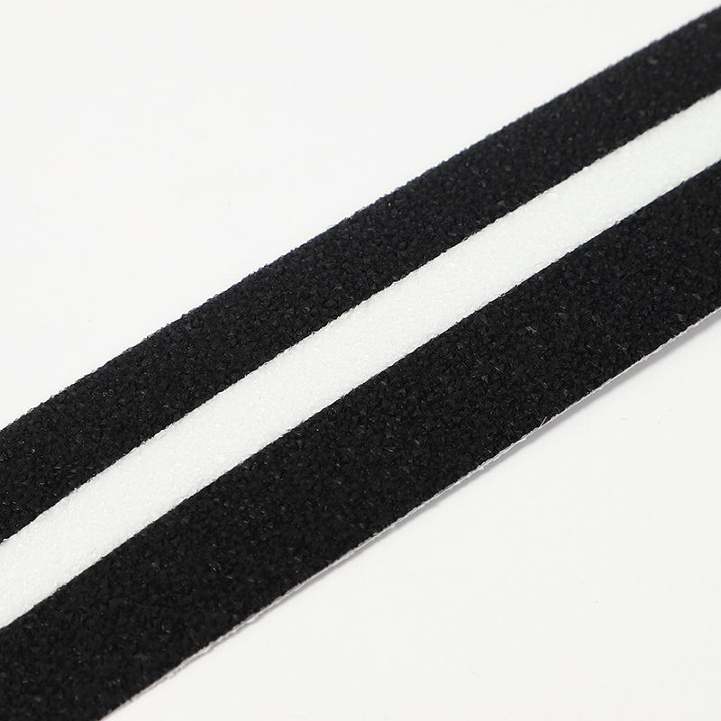 Popular New PEVA Skin-Friendly Material Non-Slip Rubber Surface 5cm Strong Adhesive Wear-Resistant Anti-Aging Luminous Non-Slip Rubber Strip