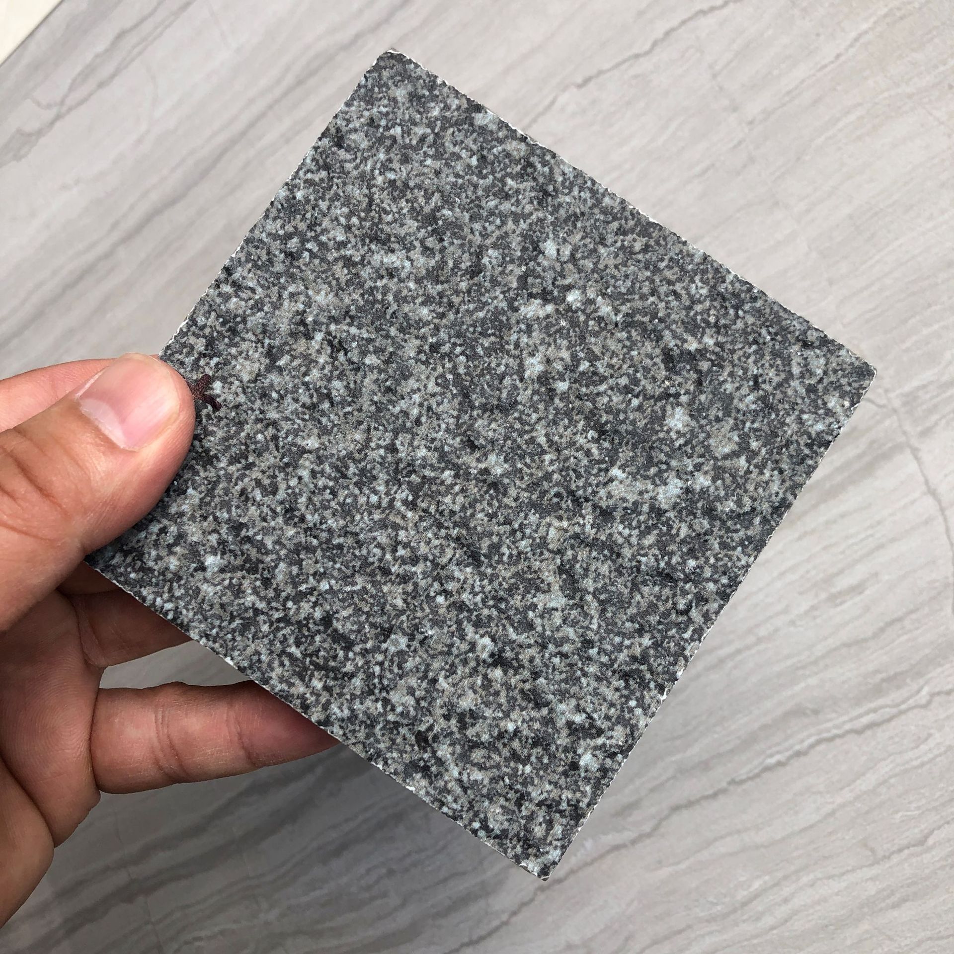 荔枝面芝麻黑地铺石 仿花岗岩地砖 芝麻白生态铺石陶瓷pc砖石英石