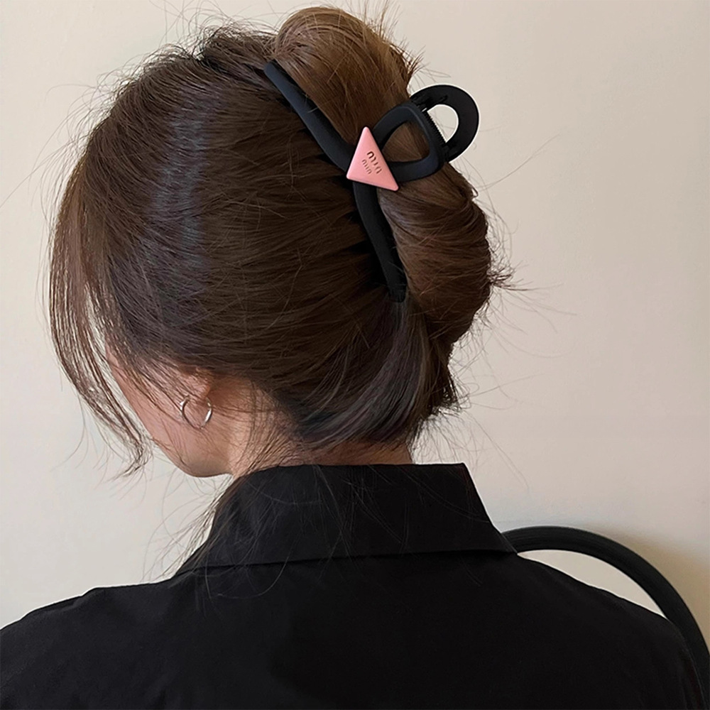 Pink Love Triangle Grip Sweet Cool All-Match Updo Hairpin High-Grade Hair Accessories for Women Shark Clip Large Size Hair Volume