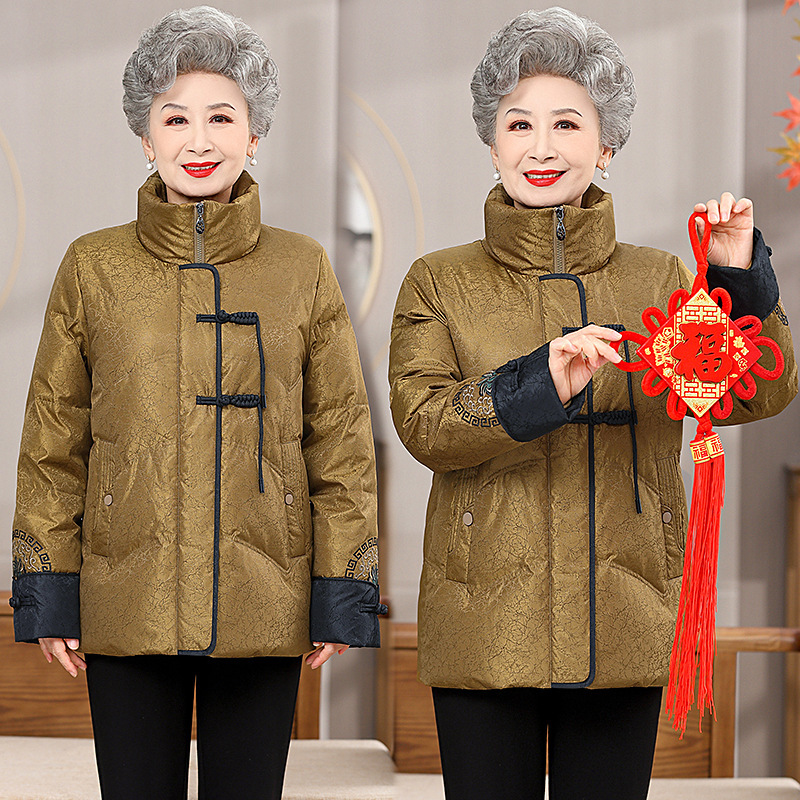 中老年羽绒服女短款妈妈冬装60岁70老人衣加厚冬季奶奶80太太外套
