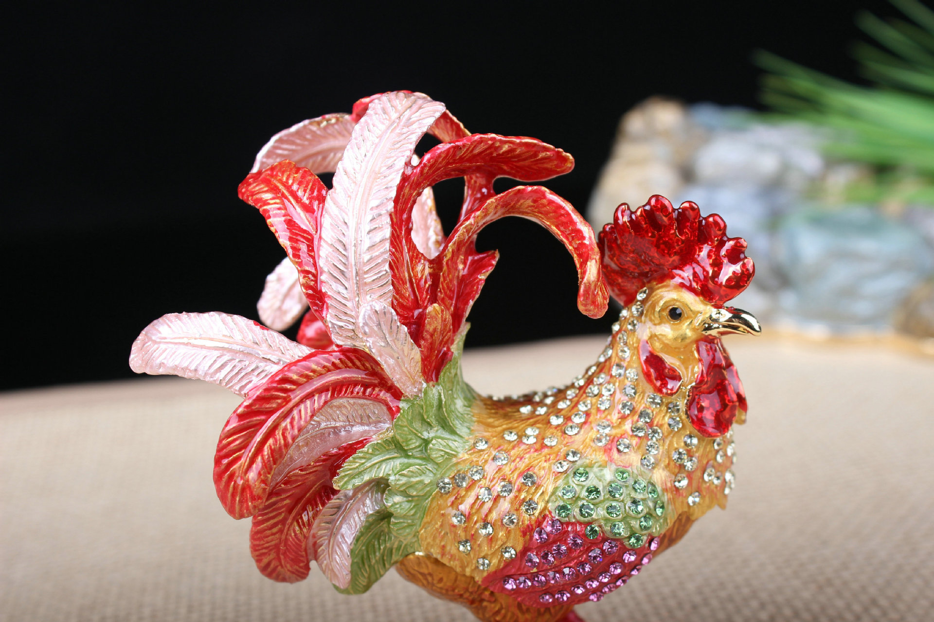 中国风合金珐琅彩工艺品招财新年摆件凤尾鸡彩绘镶钻首纪念品礼品