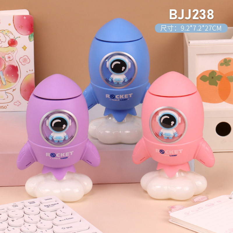 Creative Rocket Led Charging Cubby Lamp Spaceman Reading Eye Protection Night Light Children Gift Desktop Decoration