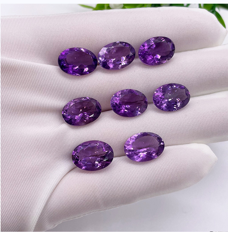 商品描述材质种类紫水晶形状椭圆形上市年份/季节2021年秋季流行元素