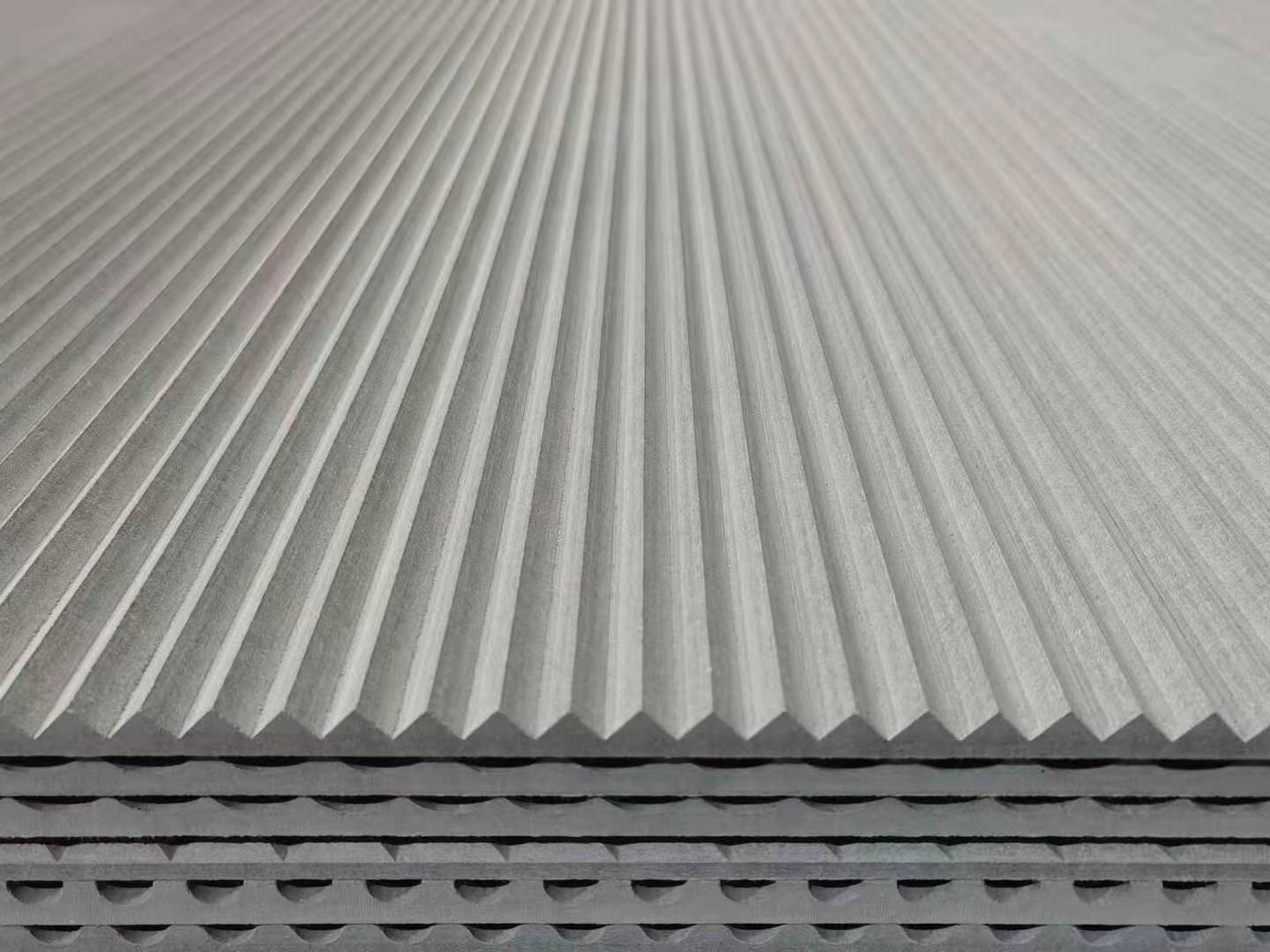 水泥拉槽板酒店背景墙过道拉槽水泥板雕刻以及走廊装饰工业风