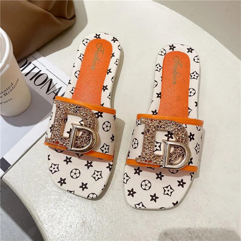 2023 New Summer Women's Slippers Online Red Tide Soft Bottom Sandals Leisure Stylish Beach Outdoor Women's Platform Slippers