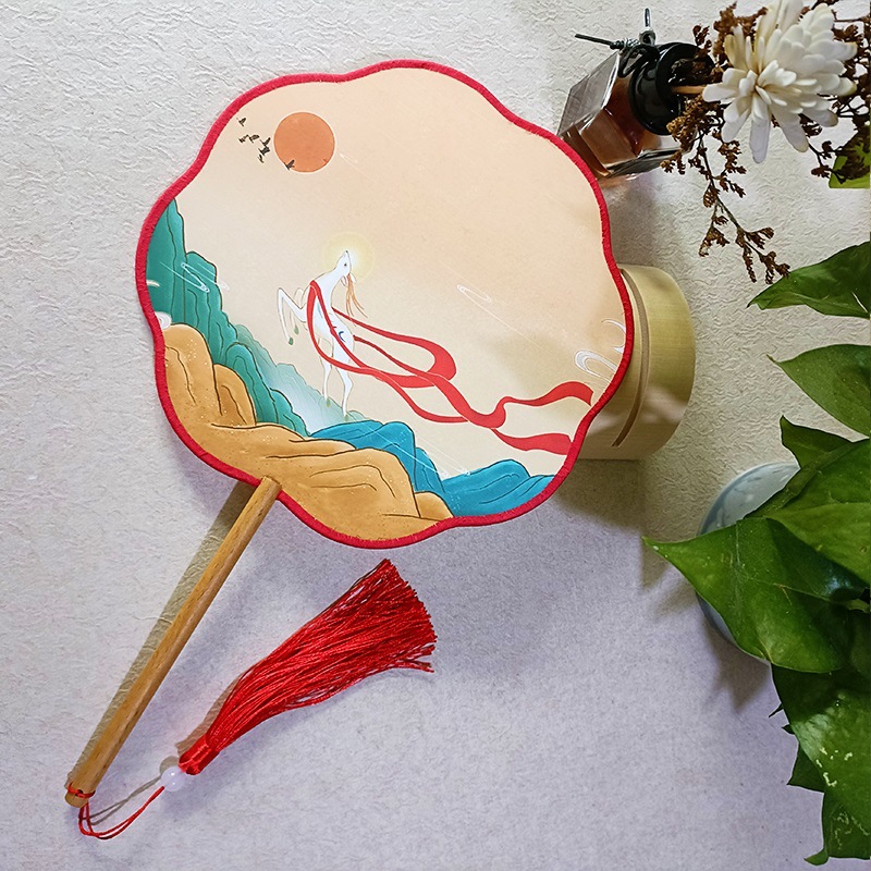 古风团扇汉服宫廷扇圆扇旗袍秀扇子绢布花瓣梅花形宫扇花边形团扇