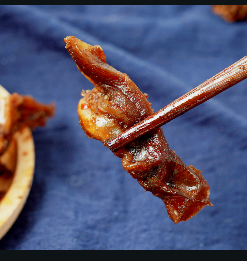 口留乡手撕鸭排香辣鸭肉下酒菜即食网红零食288g袋装超市食品批发