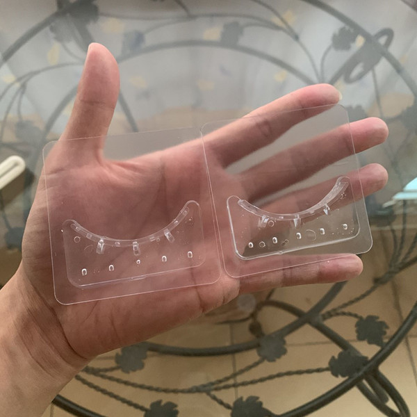 伸缩杆固定托固定器免打孔浴室支撑架挂衣服支架衣柜粘钩一件批发