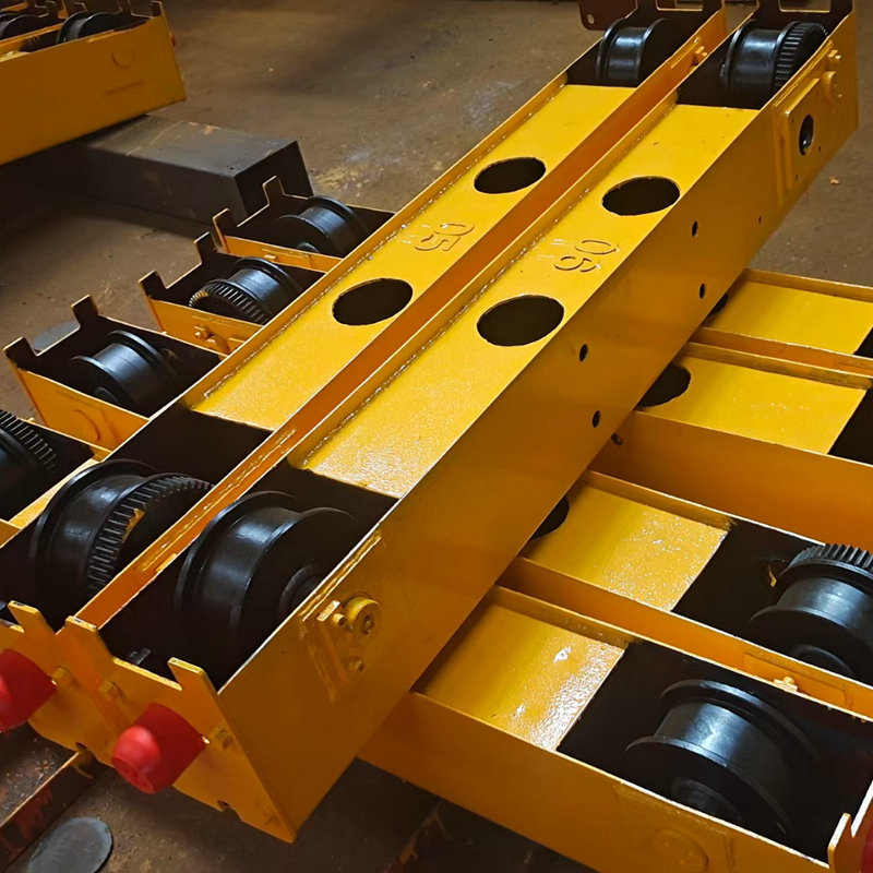 行车端梁头天吊单梁行走地梁天车端梁200-300轮400轮起重机端梁