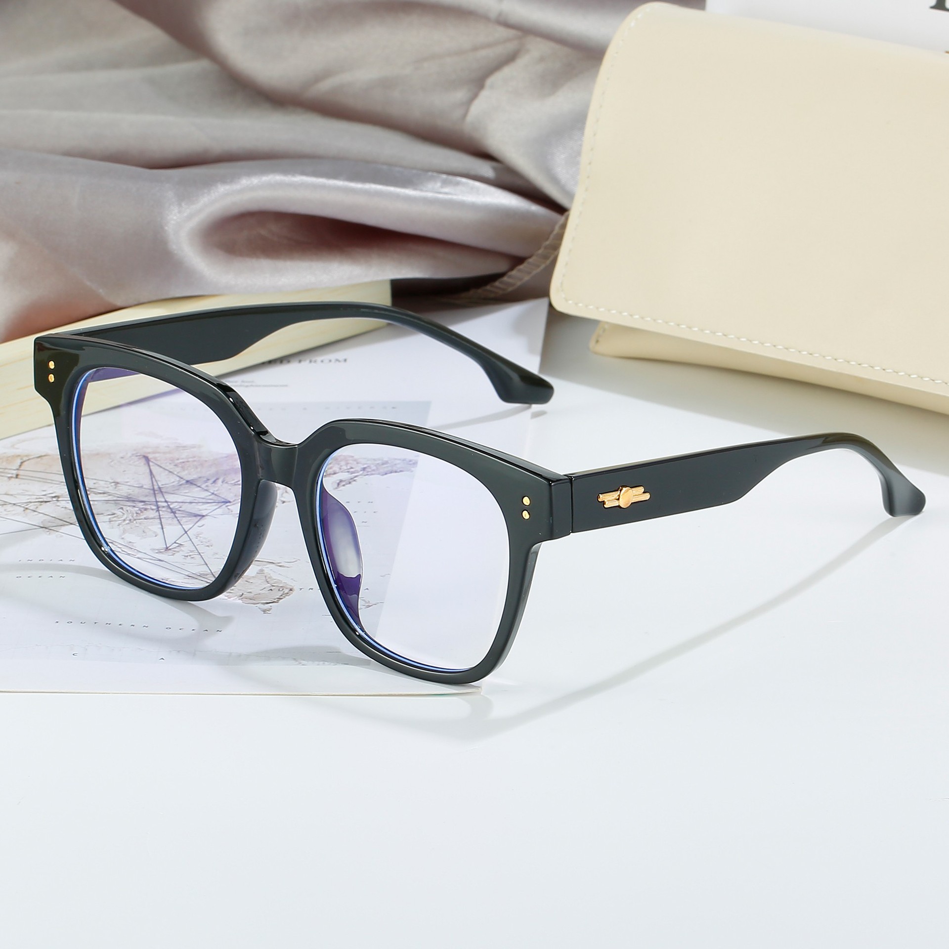 gm黑框素颜超宽方形米钉大框瘦脸防蓝光眼镜男女近视眼镜框平光镜