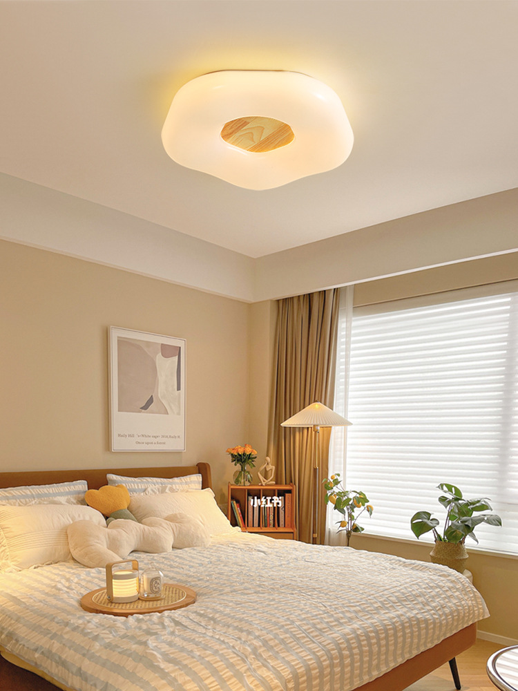 日式简约卧室灯温馨浪漫婚房间主卧灯具圆形现代北欧原木风吸顶灯