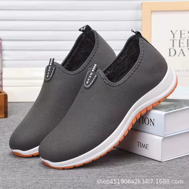 Winter Cotton plus Tendon Sole Old Beijing Cloth Shoes Comfortable Lightweight Cotton Shoes Slip-on Middle-Aged and Elderly Walking Shoes Cotton Shoes