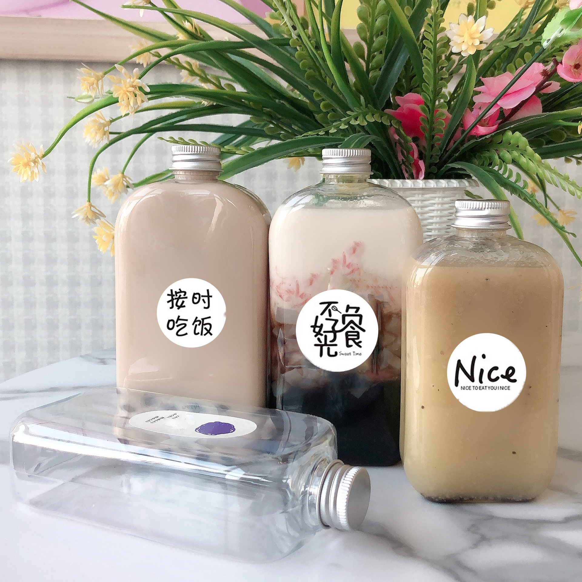 方形奶茶杯一次性燕麦吉琪奶茶瓶子一次性网红塑料瓶扁方形饮料瓶