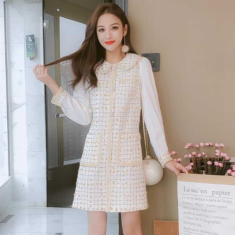 秋冬韩版修身复古粗花呢小香风连衣裙女百搭流行娃娃领甜美打底裙