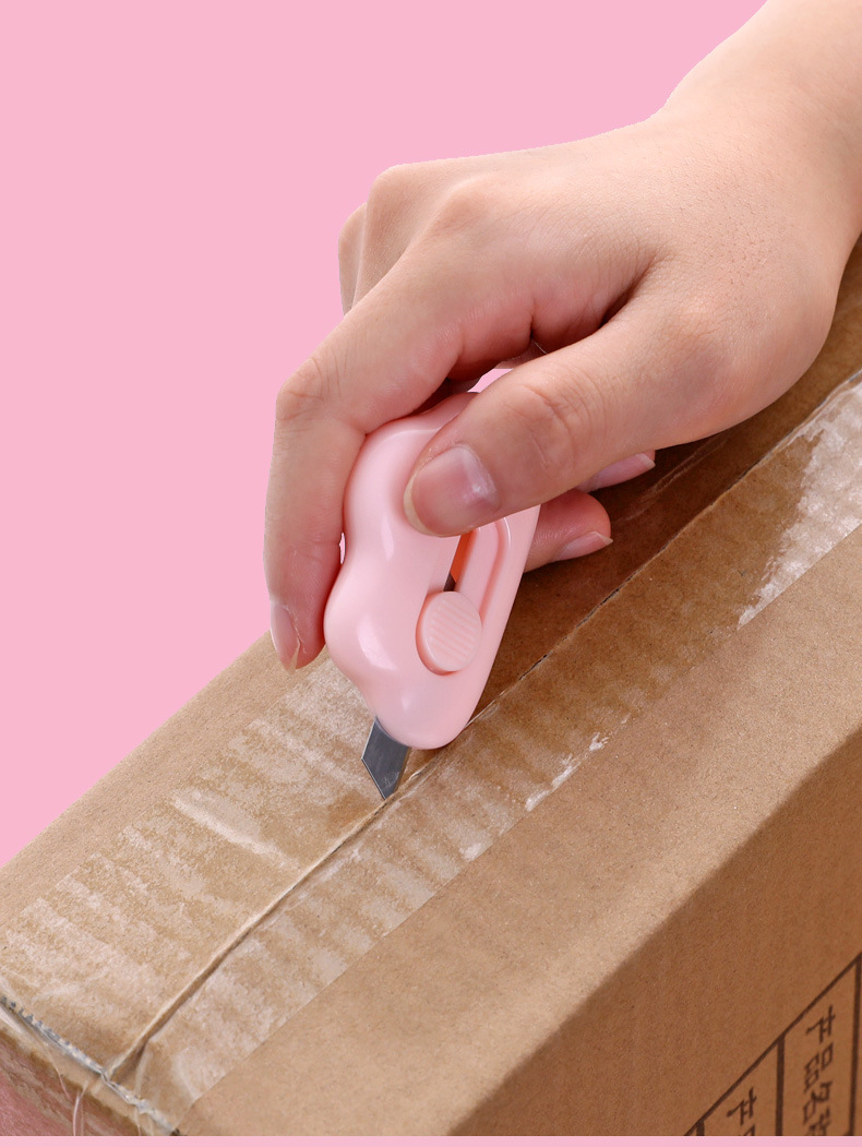 日系简约创意云朵美工刀厂家直批 伸缩便携迷你小刀片拆快递小刀