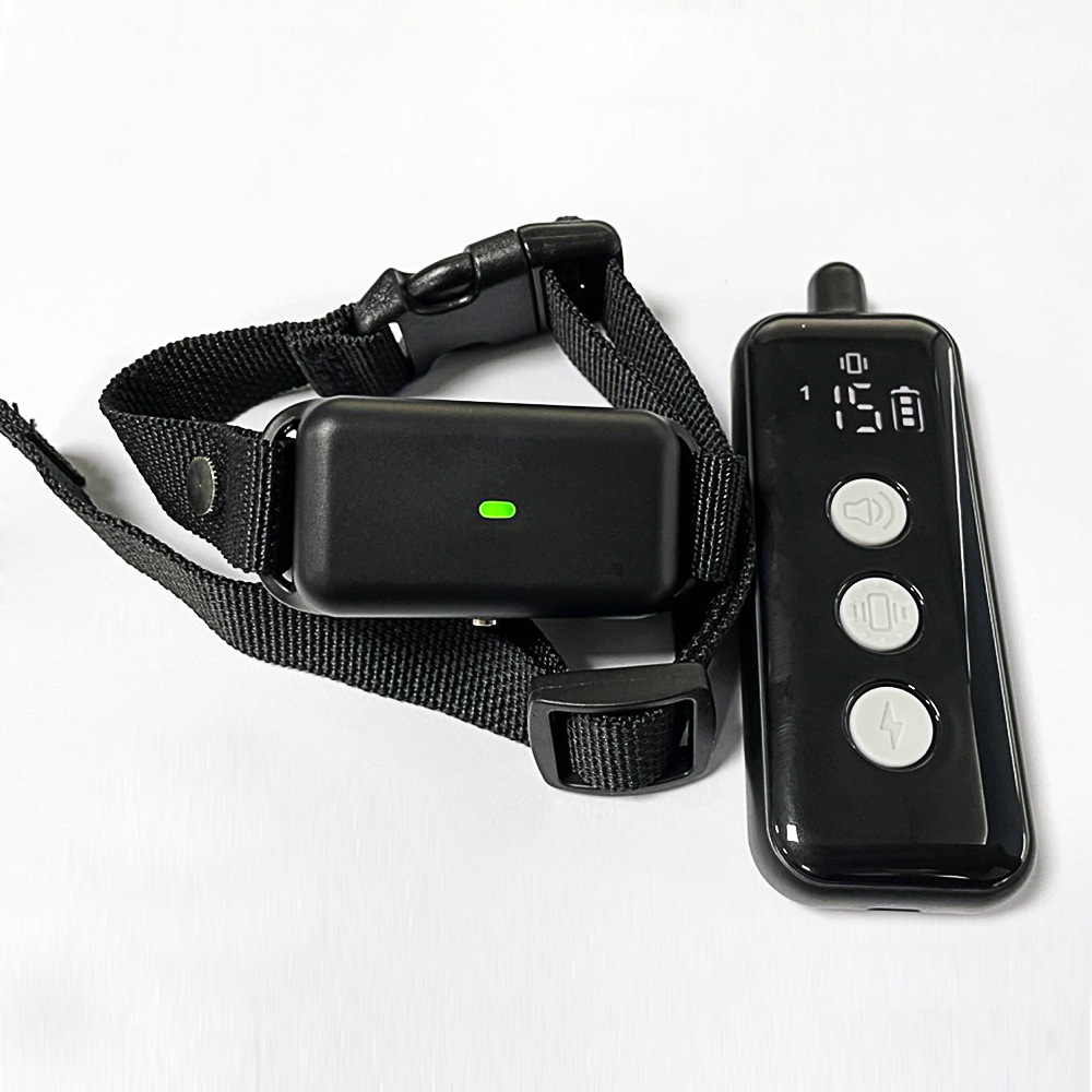 2022跨境新款电子遥控训狗器 狗狗止吠器 防水 宠物训练电击项圈