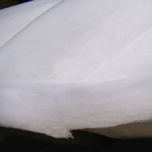 厂家供应羽绒棉 仿丝棉 棉衣服装填充家纺床品棉被专用棉纺丝棉