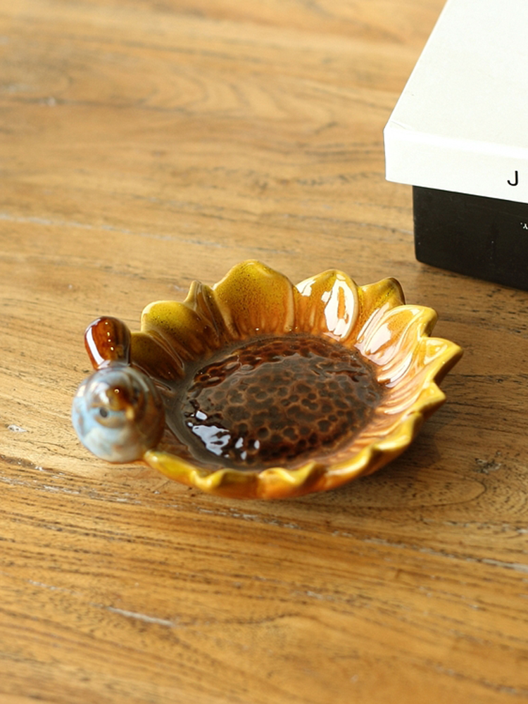 摆件欧式家居饰品陶瓷烟灰缸装饰盘子干果盘小装饰麻雀果盘皂托