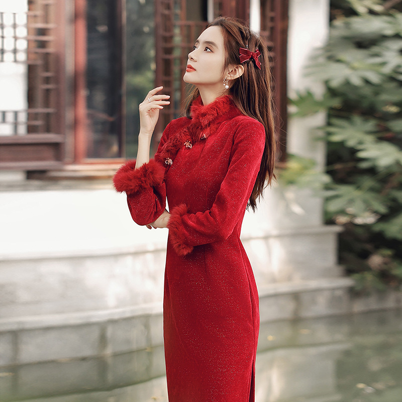 红色旗袍秋冬加厚加绒年轻款改良唐装拜年过年小袄女敬酒服