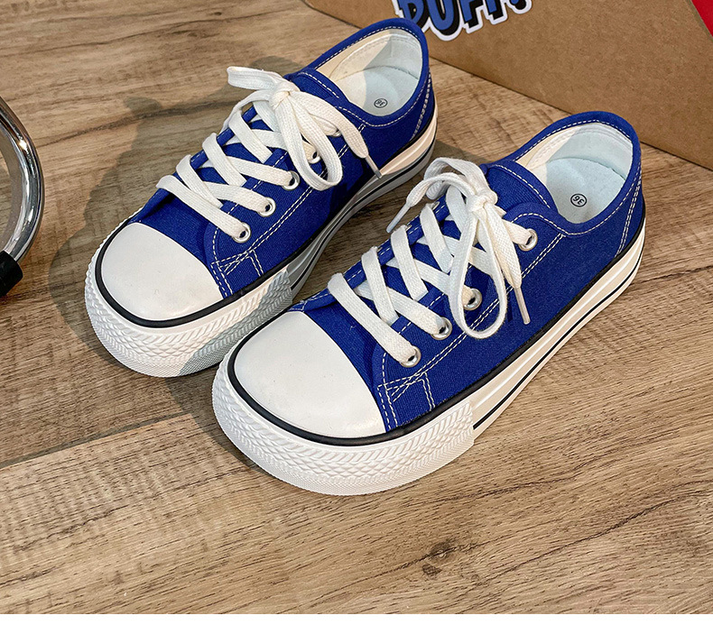 白鹿韩国博主推荐方头帆布鞋女2022新款街拍流行女鞋子小红书种草