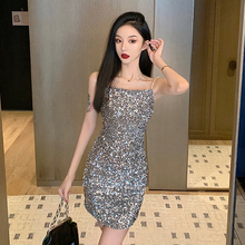 韩版女设计感2023新款气质时尚亮片珍珠吊带裙外穿包臀紧身连衣裙
