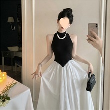 赫本风法式感背心连衣裙子女夏季纯欲气质小个子黑白拼接长裙