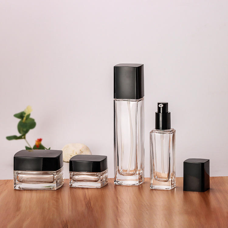 化妆品瓶子护肤品玻璃瓶包装包材爽肤多容量乳液瓶膏霜精华液四方