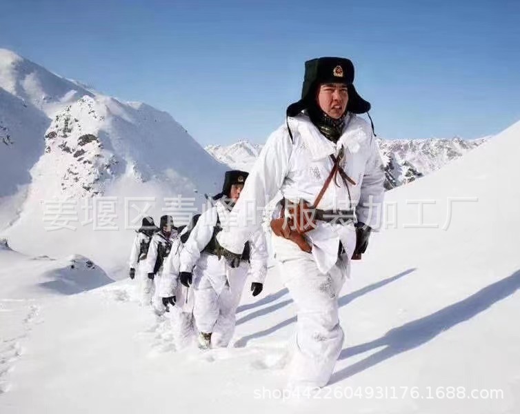 白色雪地伪装服数码伪装衣分体雪地数码迷彩作训服