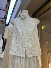 夏季时尚新款韩国韩版重工刺绣蕾丝性感马甲开衫配围脖花朵
