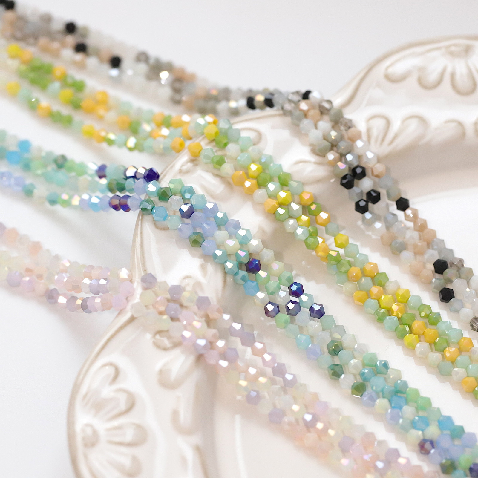 清新色系彩色混色搭配菱形珠玻璃珠散珠diy手工串珠项链手链配饰
