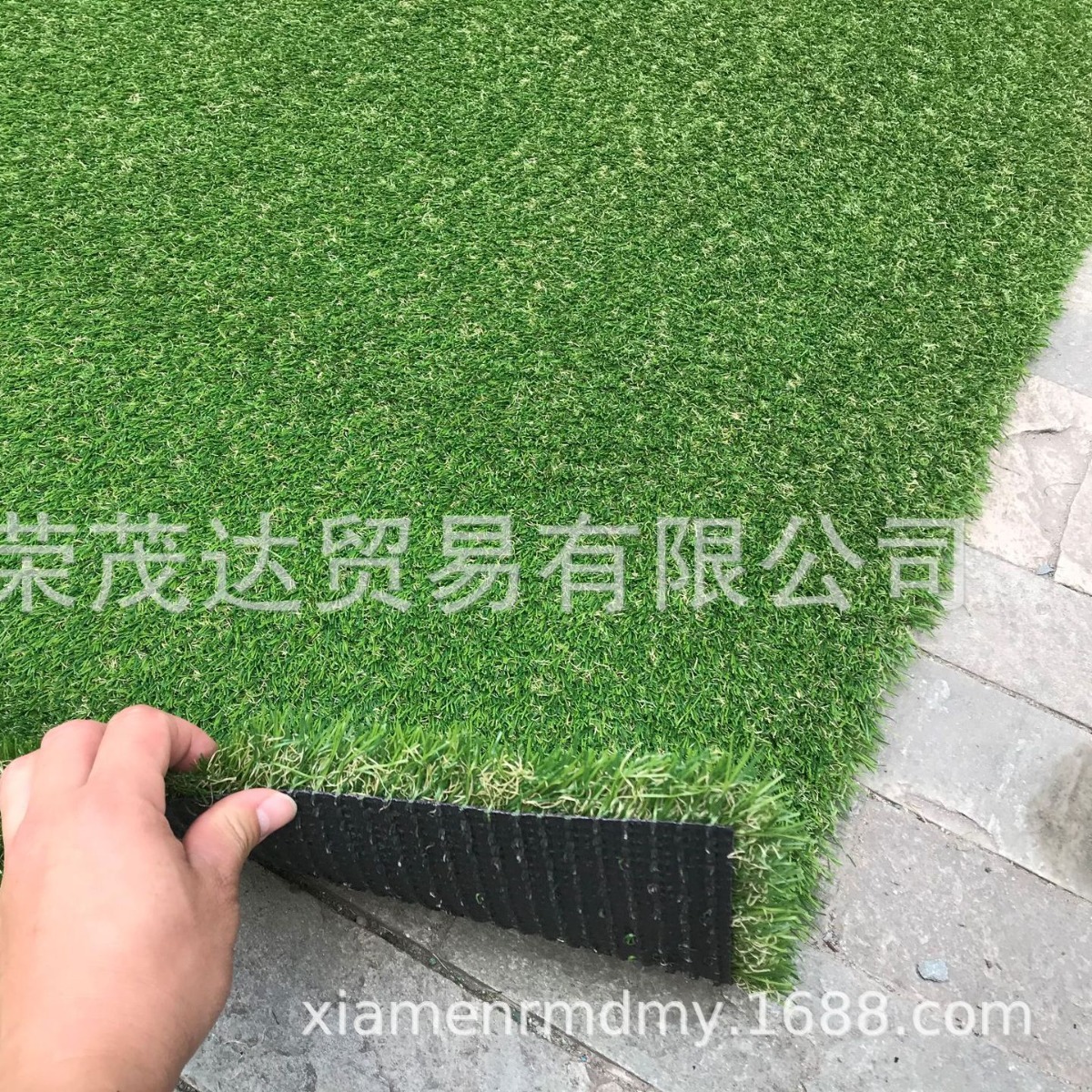 人造草坪垫围挡假仿真草皮户外绿植装饰足球场人工塑料幼儿园地毯