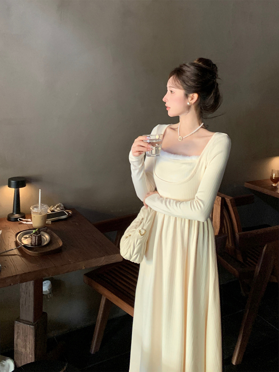 法式长袖针织连衣裙子女秋冬季配大衣内搭打底裙收腰显