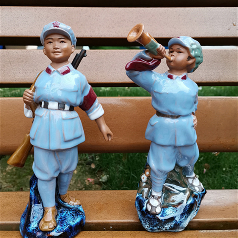 革命小红军摆件中式家居怀旧文革雕塑瓷人物小号手佛山石湾公仔