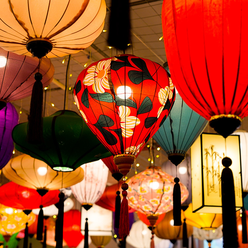 日式灯笼悬挂古风场景布置网红户外防水花灯复古装饰灯中国风宫灯