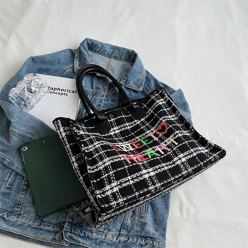 Japanese and Korean Canvas Bag Women's 2023 Spring and Summer New Fashion College Student Class Portable Large Capacity Plaid Tote Bag