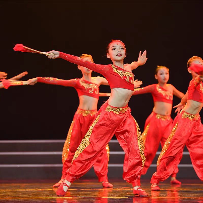 强则国强表演服红扇子舞蹈中小学生舞台表演新款儿童男女海军风套装